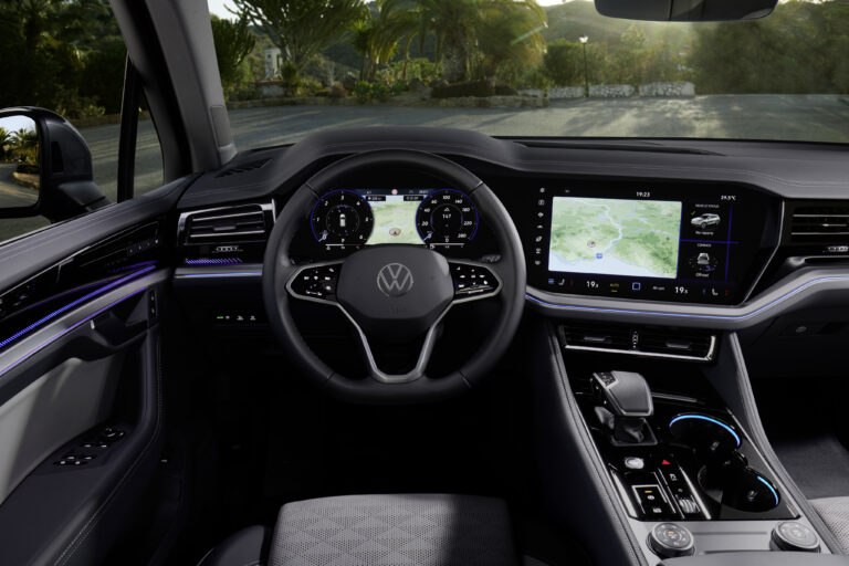Touareg - VW Sài Gòn